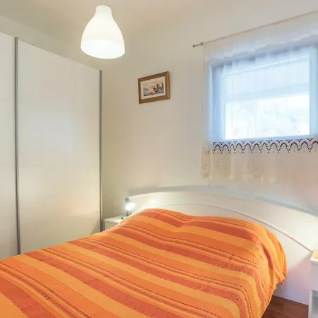 1 Apartment Pula
